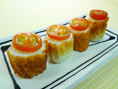 No.25011（料理25-016）ちくわの一口寿司（ミニトマト）完成